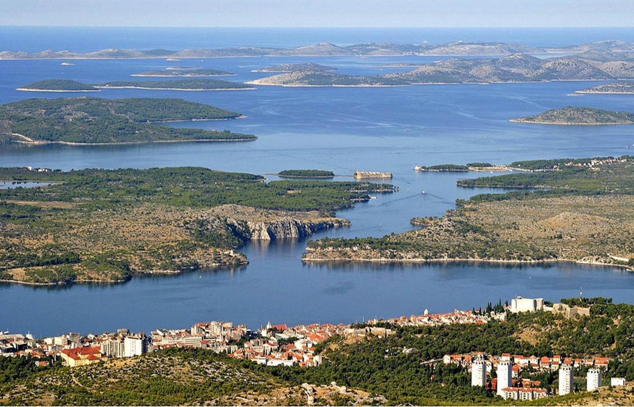 Apartments Orsula Near Old Town Šibenik Buitenkant foto